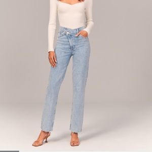 Abercrombie ultra high rise 90s straight jean